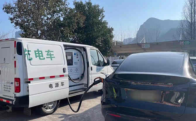 源城区汽车搭电